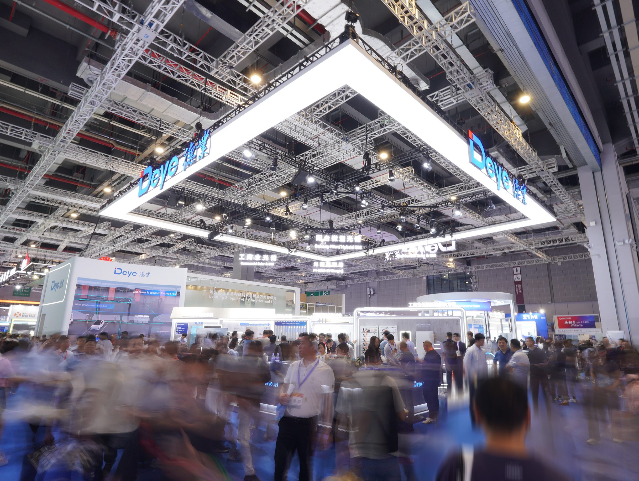 Deye świeci na Snec PV i Energy Storage Expo w Szanghaju, odblokowując klucz do przejścia energii w erze cyfrowej